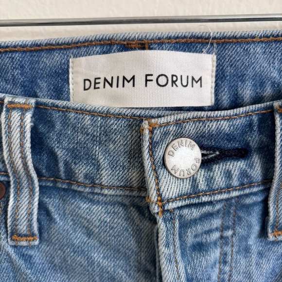 Aritzia Denim Forum The Arlo Hi-rise Straight Jean size 24, 28L - Picture 4 of 6